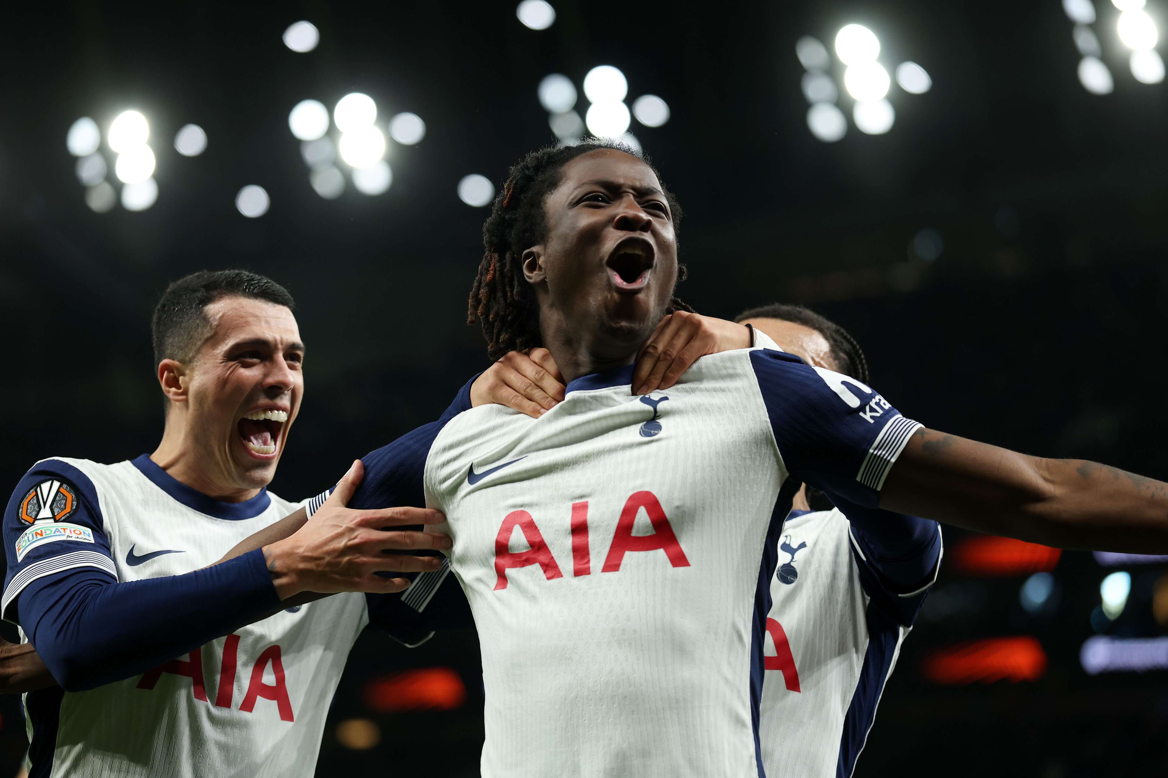 侣将在未来 侣将在未来